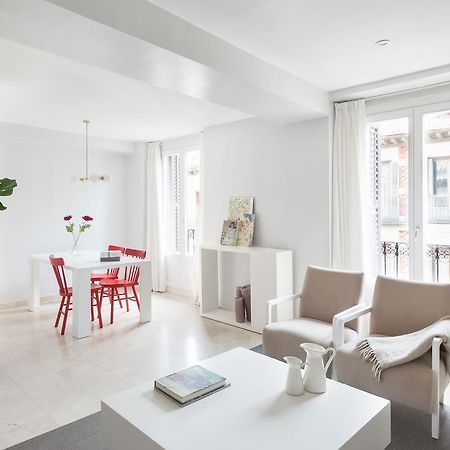 Carretas Apartments Мадрид Екстериор снимка
