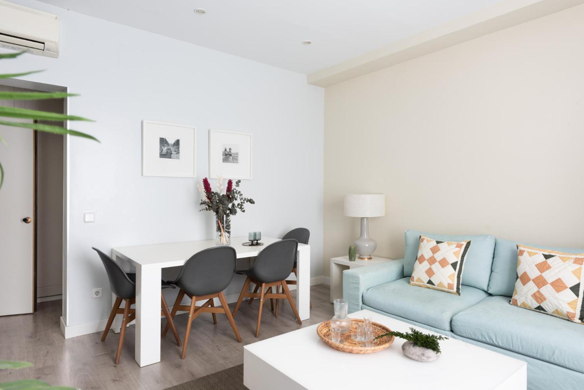 Carretas Apartments Мадрид Екстериор снимка