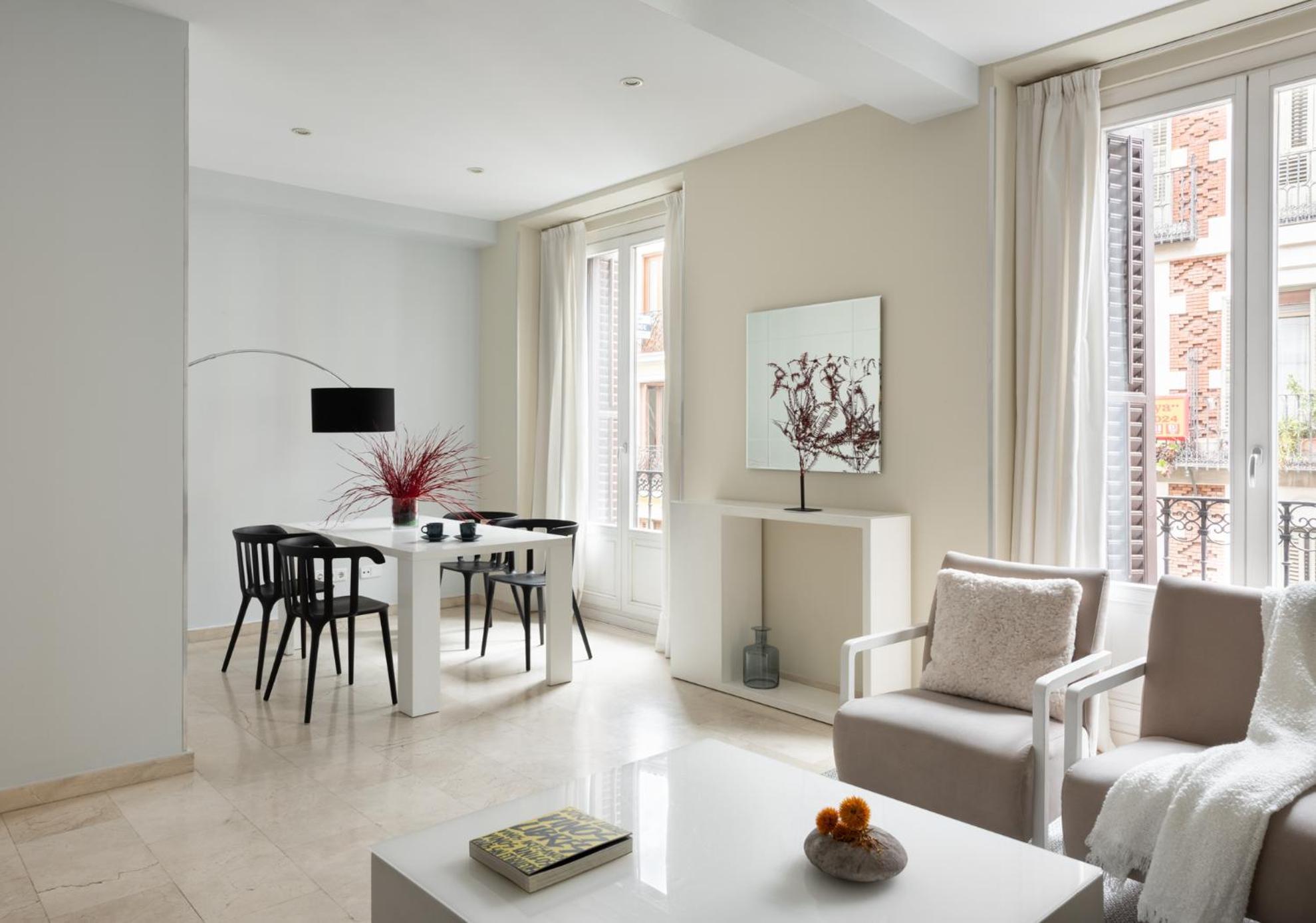 Carretas Apartments Мадрид Екстериор снимка