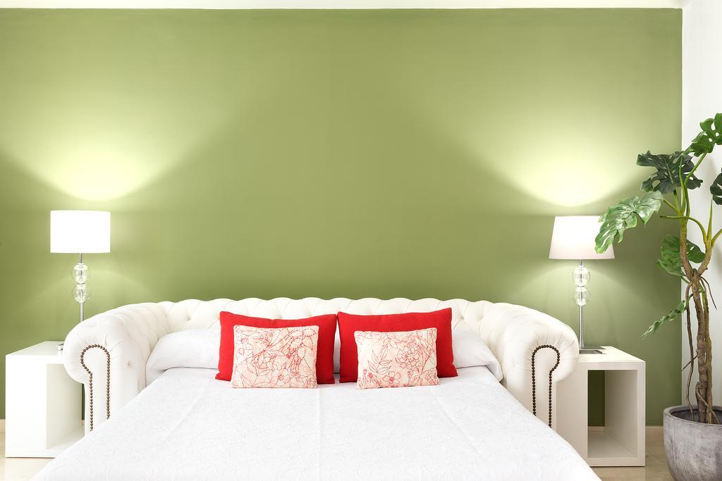 Carretas Apartments Мадрид Екстериор снимка