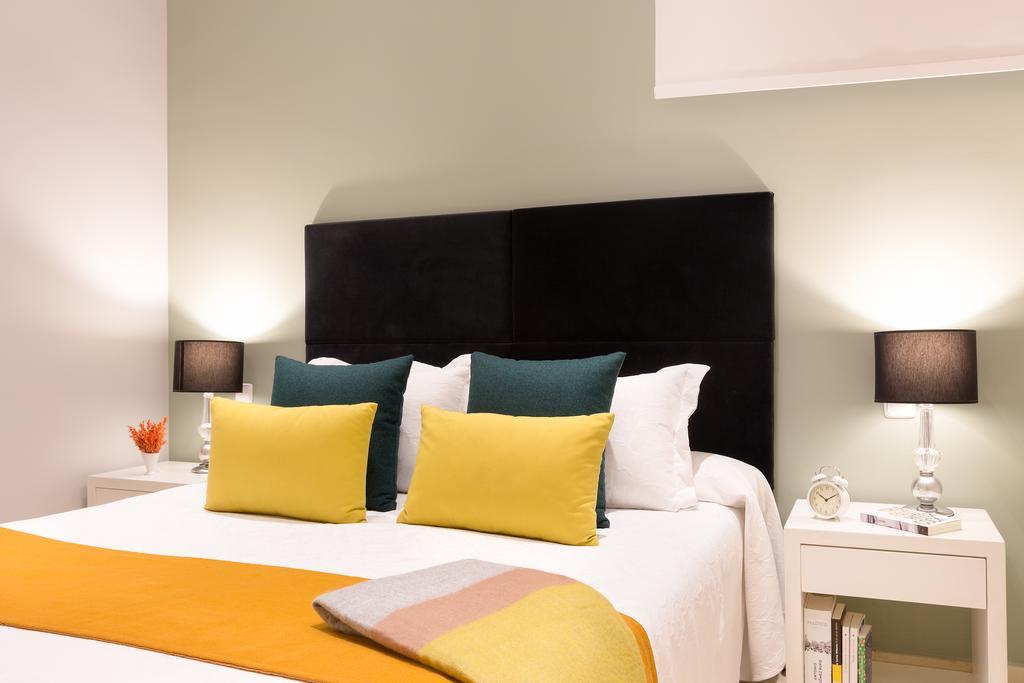 Carretas Apartments Мадрид Екстериор снимка
