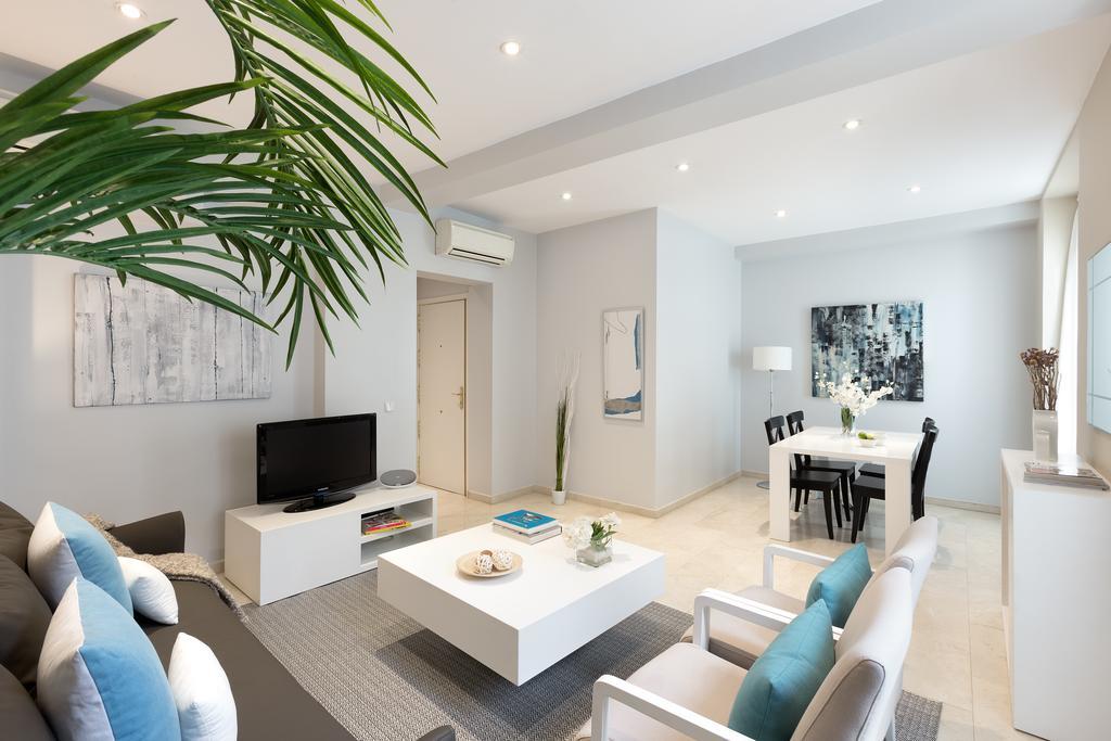 Carretas Apartments Мадрид Екстериор снимка